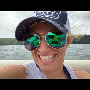 Meet your Posher, Karen